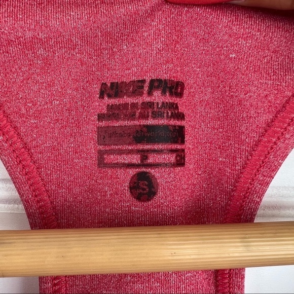 Nike Pro Dri Fit Sports bra Size Small - Picture 5 of 5